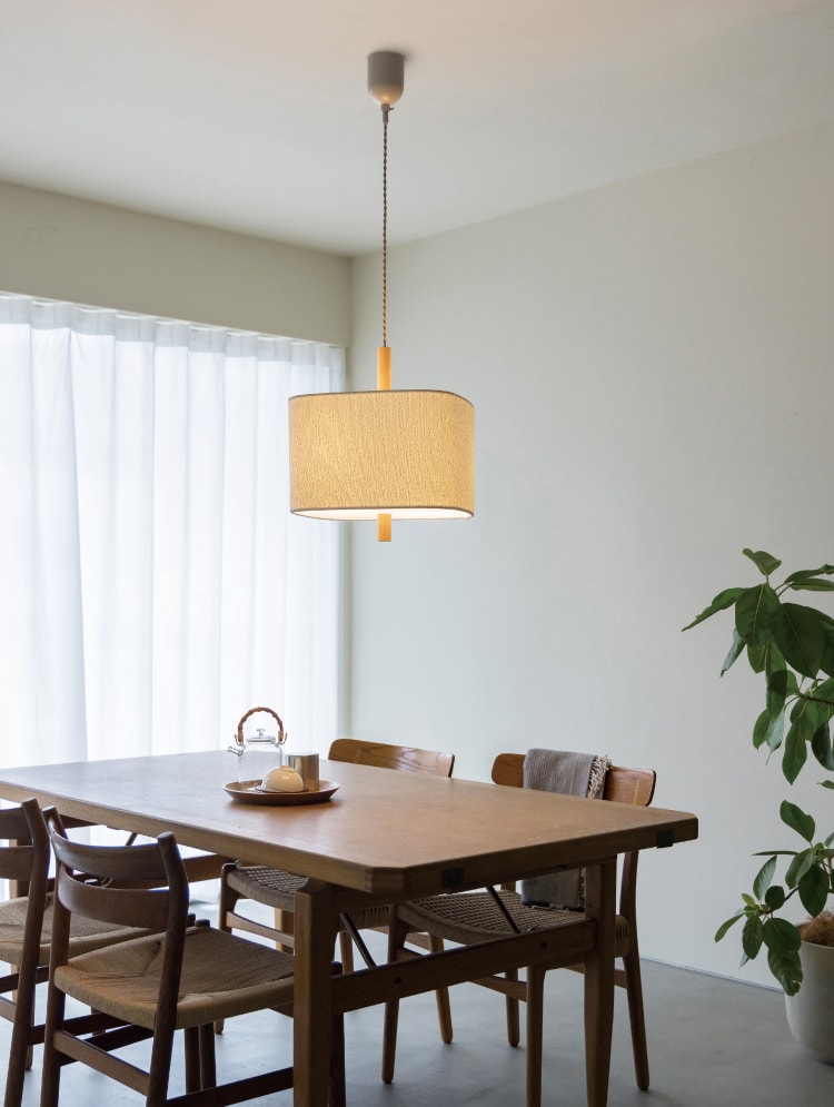 ホワイト 布 インターフォルム製ペンダントライト LT-4572 IF-1210E-WH