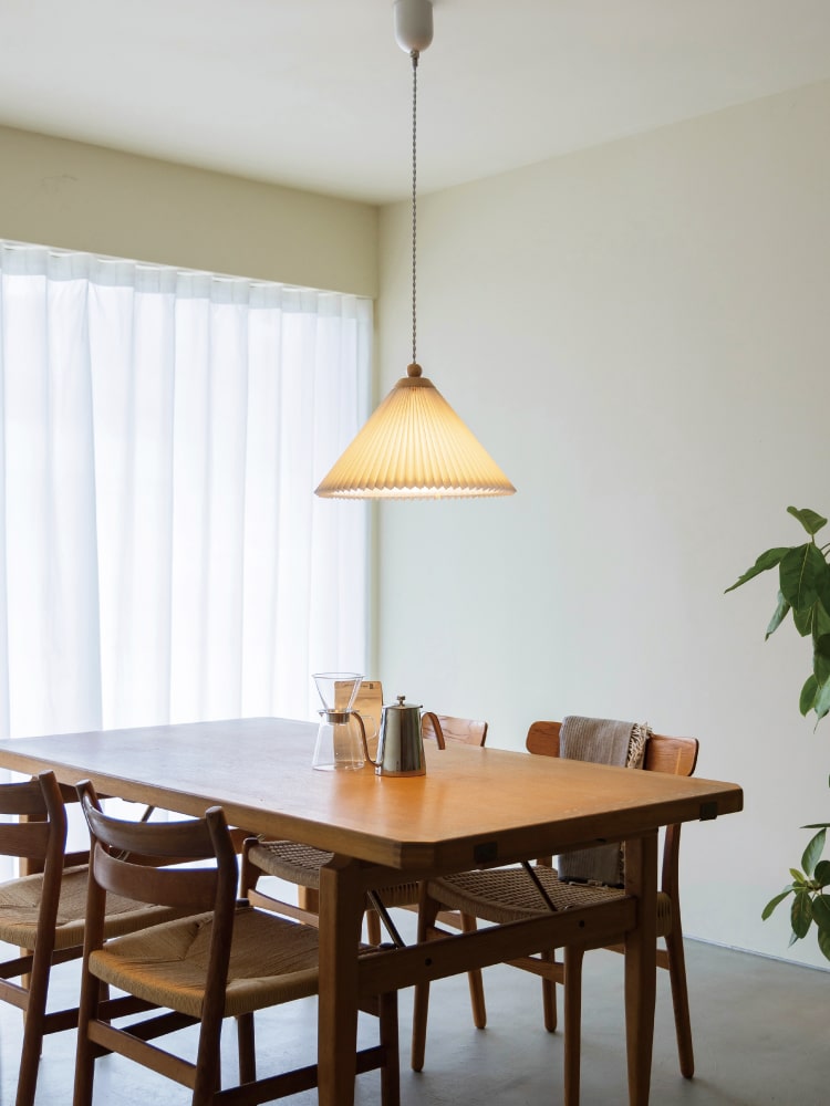 ホワイト 布プリーツ インターフォルム製ペンダントライト LT-4578 IF-1220E-WH